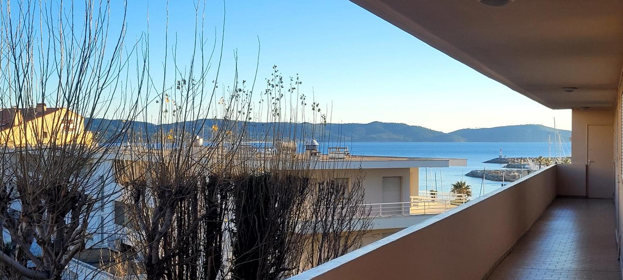 Appart T3 A 50 M De La Plage Cavalaire-sur-Mer Zewnętrze zdjęcie